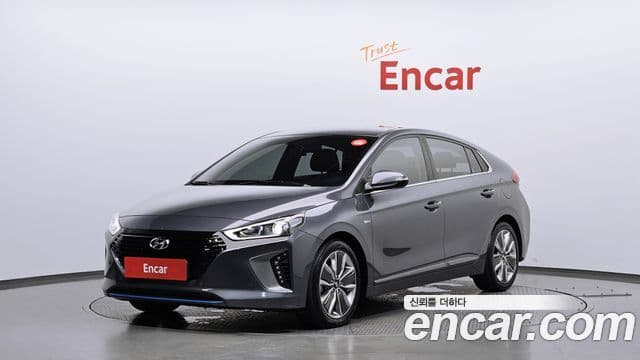 Hyundai Ioniq гибрид, 2016 1