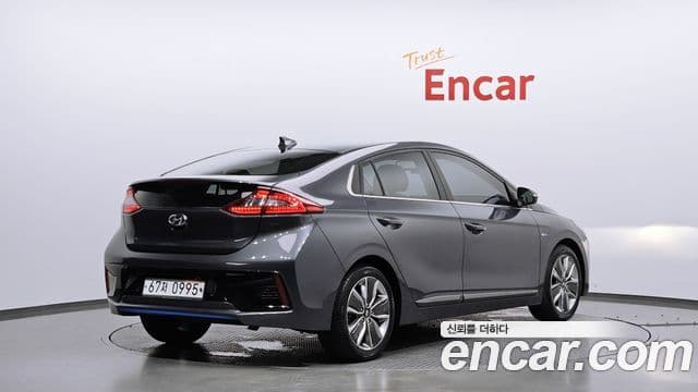 Hyundai Ioniq гибрид, 2016 2