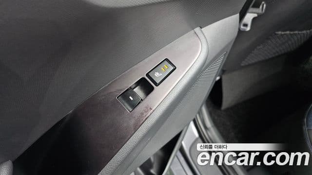 Hyundai Ioniq гибрид, 2016 18