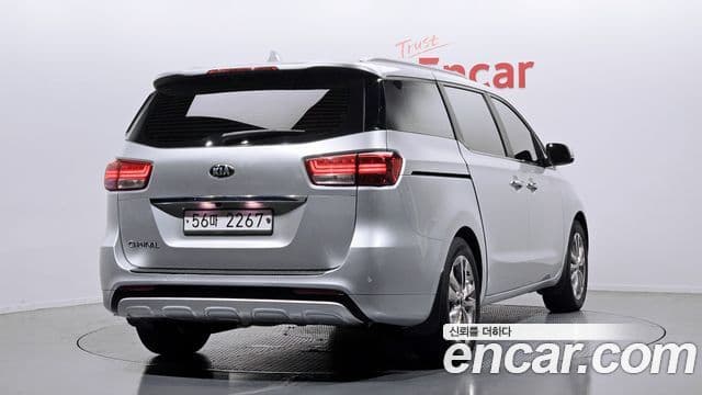 Kia All New Carnival Prestige, 2015 2