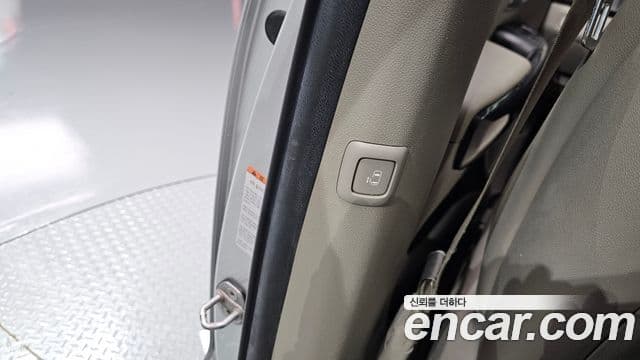 Kia All New Carnival Prestige, 2015 18