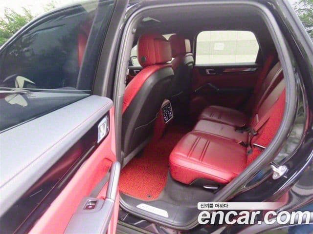 Porsche Cayenne (PO536) 3.0 E-гибрид, 2021 13