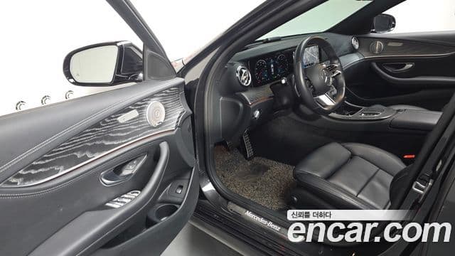 Mercedes-Benz E-класс W213 E350 4MATIC AMG Line Edition, 2021 11
