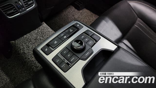 Genesis G80 Premium Luxury, 2017 18