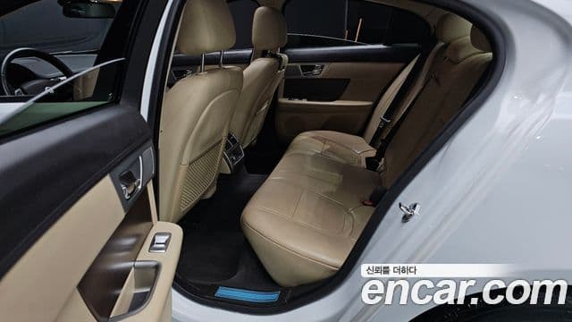 Jaguar New XF X250, 2013 12