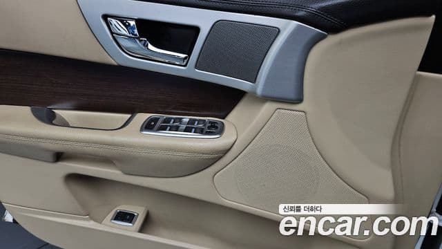 Jaguar New XF X250, 2013 17