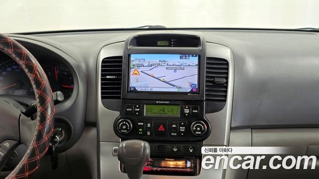 Kia Carnival R Premium, 2012 14