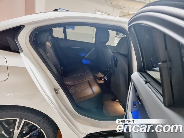 BMW 5시리즈 (G60) 530i xDrive M Sport, 2024 8