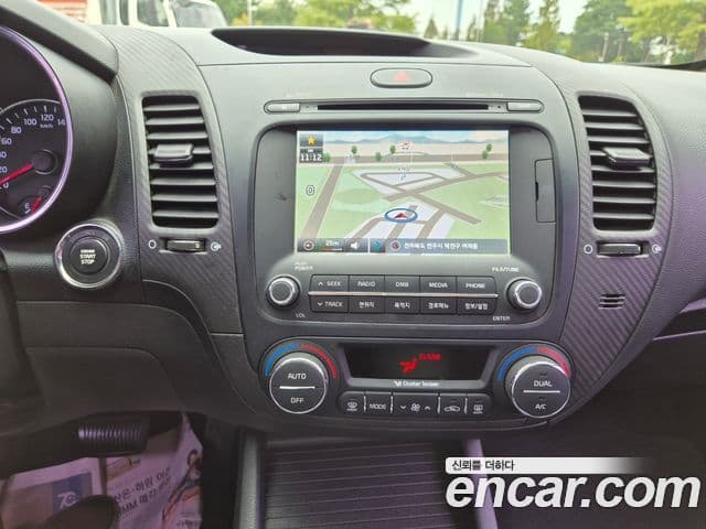 Kia K3 Prestige, 2014 9