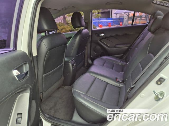 Kia K3 Prestige, 2014 15