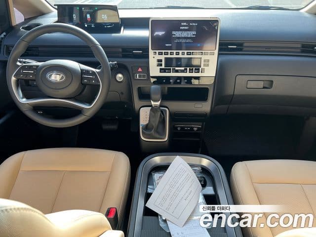 Hyundai Staria Modern, 2025 6