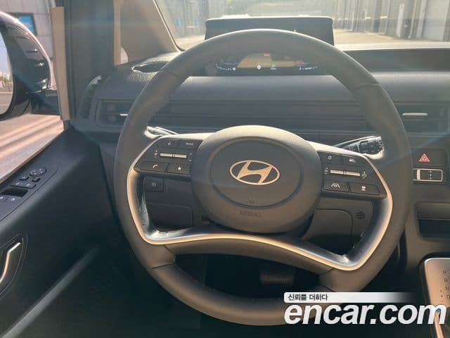Hyundai Staria Modern, 2025 7