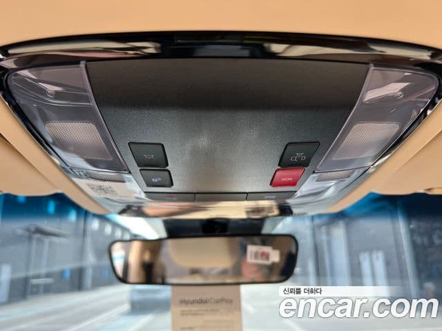 Hyundai Staria Modern, 2025 10