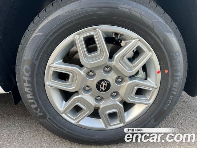 Hyundai Staria Modern, 2025 16