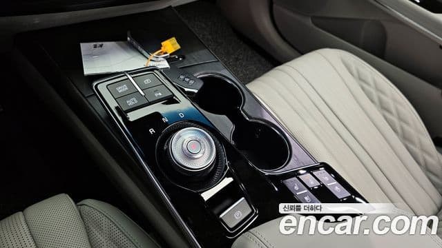 Kia K8 гибрид Signature, 2023 9