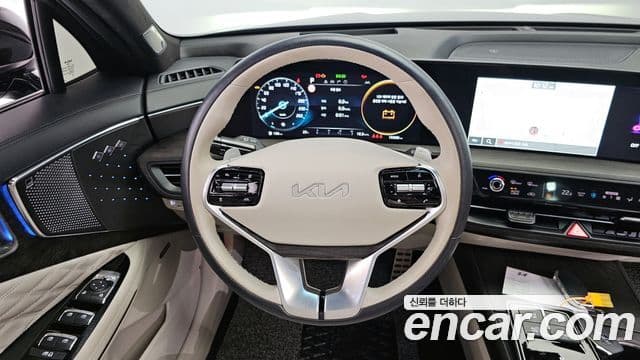 Kia K8 гибрид Signature, 2023 13