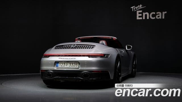 Porsche 911 (992) Carrera 4 GTS кабриолет, 2022 4