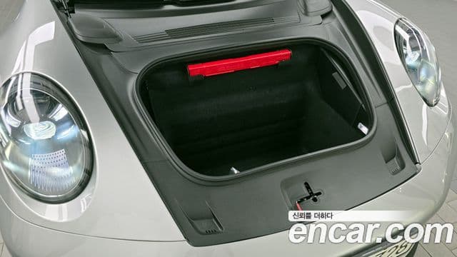 Porsche 911 (992) Carrera 4 GTS кабриолет, 2022 6