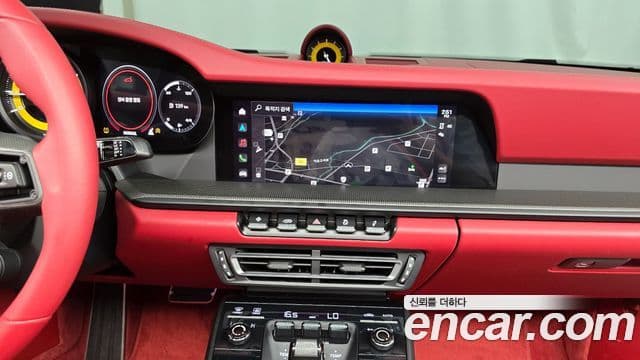 Porsche 911 (992) Carrera 4 GTS кабриолет, 2022 14