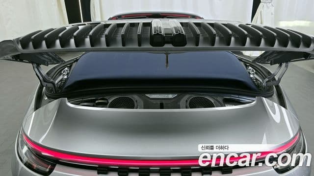 Porsche 911 (992) Carrera 4 GTS кабриолет, 2022 20