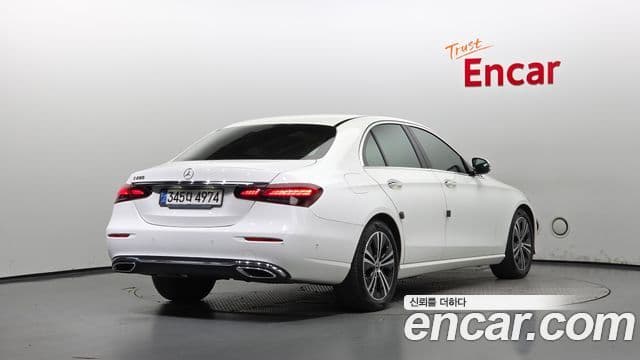 Mercedes-Benz E-класс W213 Avantgarde, 2021 2