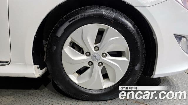 Hyundai Sonata гибрид Smart, 2014 все фото