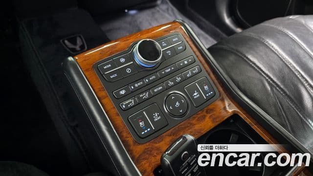 Hyundai Equus(новый кузов / новое поколение) Prestige, 2012 18