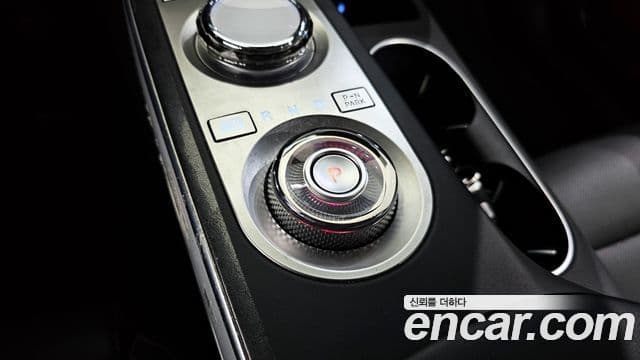 Genesis GV70, 2023 9