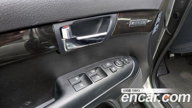 Kia Mohave 4WD KV300, 2012 18