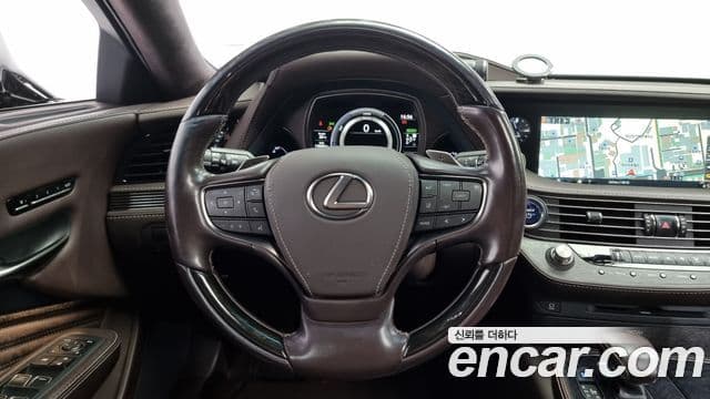 Lexus LS500h 5세대 3.5 Luxury AWD, 2018 13