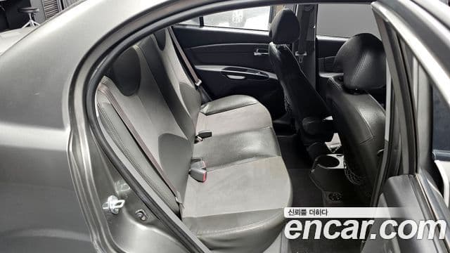 Kia Pride(новый кузов / новое поколение) 4DR 1.6 CVVT SLX, 2011 11