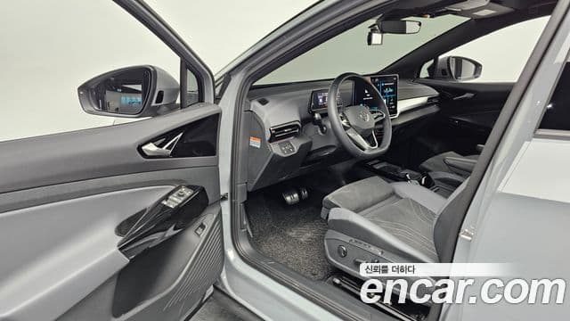 Volkswagen ID.5 Pro, 2025 10