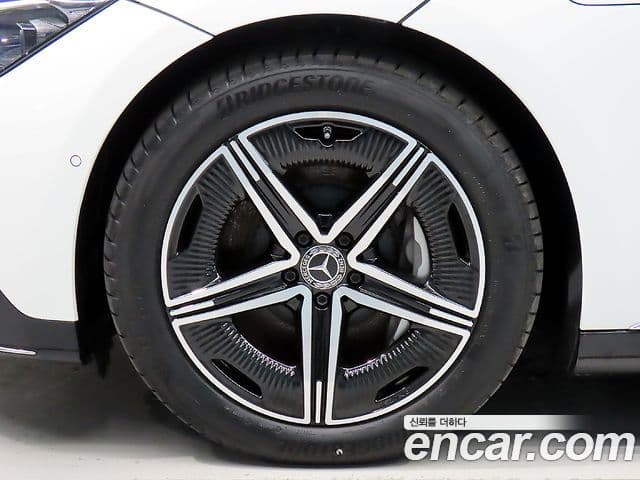 Mercedes-Benz EQE V295 EQE350+, 2024 17