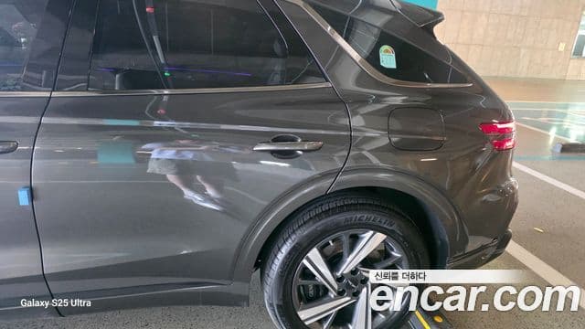 Genesis GV70, 2025 3