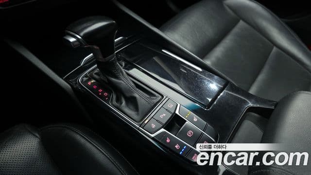 Kia All New K7 Prestige, 2016 9
