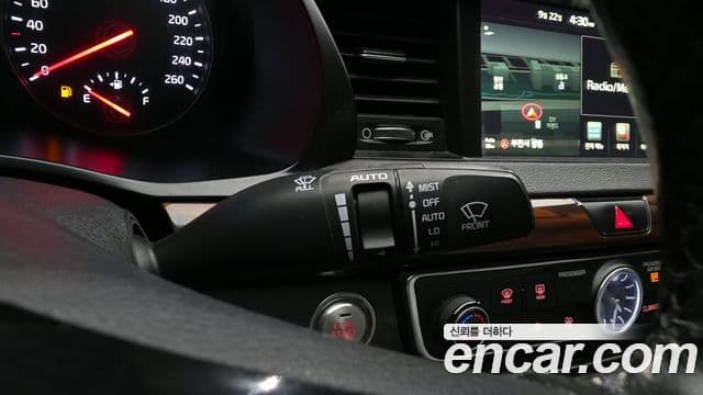 Kia All New K7 Prestige, 2016 18