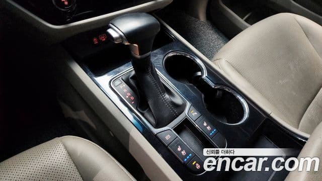 Kia The / новый New Carnival Prestige, 2019 9