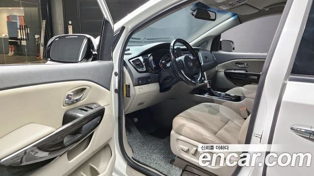 Kia The / новый New Carnival Prestige, 2019 11