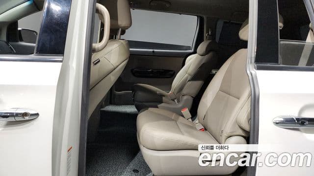 Kia The / новый New Carnival Prestige, 2019 12