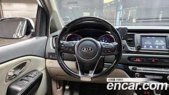 Kia The / новый New Carnival Prestige, 2019 14