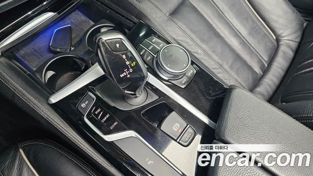 BMW 5시리즈 (G30) Luxury, 2018 9