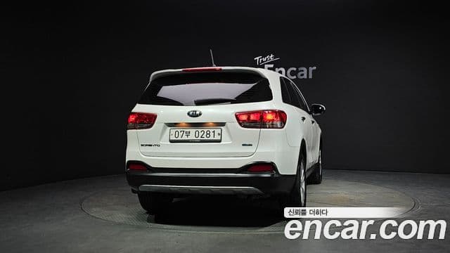 Kia All New Sorento Luxury, 2016 4