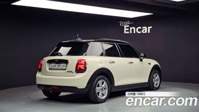 Mini Cooper D 3세대, 2019 2