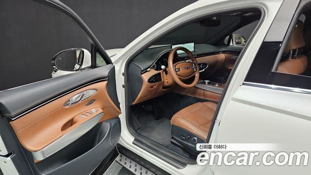 Genesis GV70, 2022 10