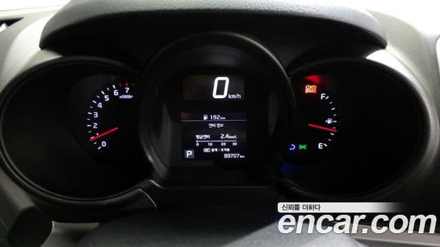 Kia The / новый New Ray Standard, 2021 8