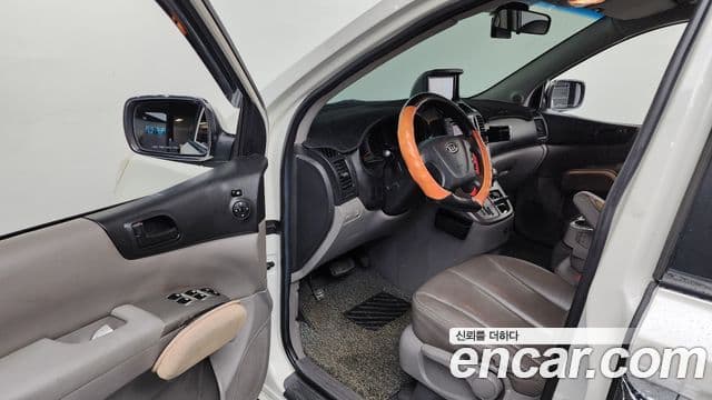 Kia 뉴카니발 люксовая версия, 2010 13