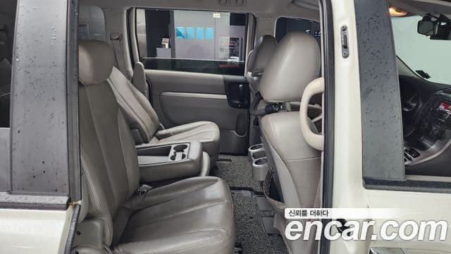 Kia 뉴카니발 люксовая версия, 2010 7