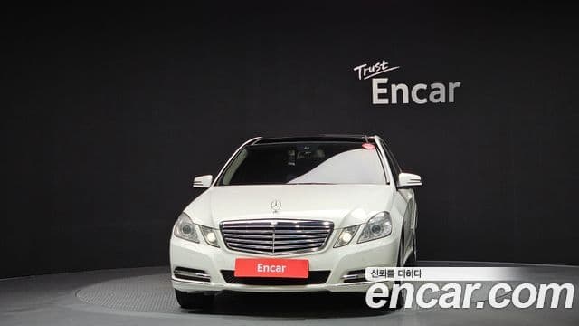 Mercedes-Benz E-класс W212 E300 Elegance, 2012 3