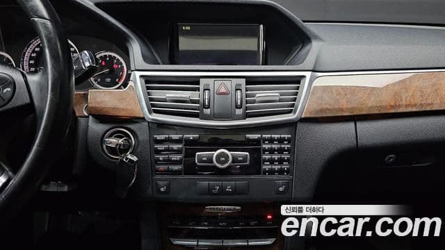 Mercedes-Benz E-класс W212 E300 Elegance, 2012 13