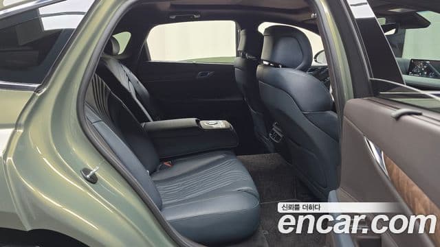 Genesis G80 (RG3) бензин 2.5 турбо 2WD, 2021 12